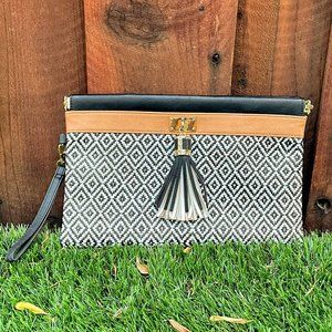ALDO Black & White Patterned Clutch - NWOT